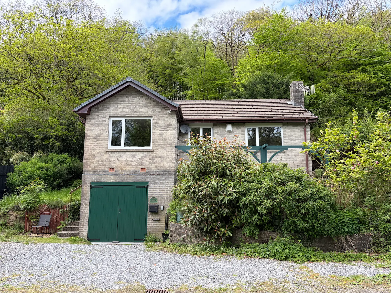 Glanafon holiday cottage - Outside 